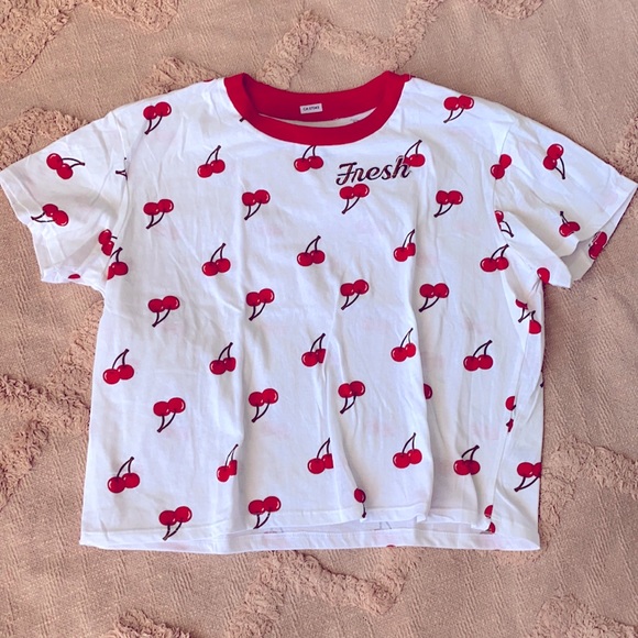 Fresh White tshirt with cherries - Picture 1 of 3